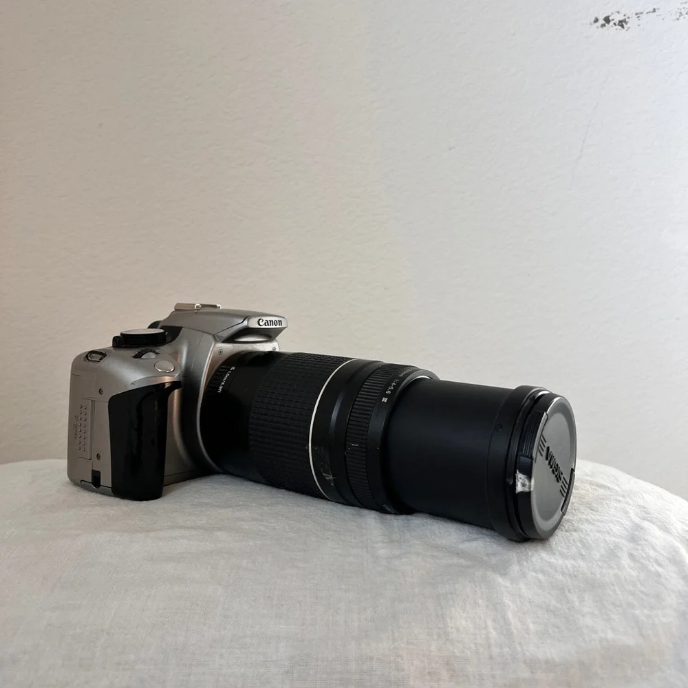 Canon EOS Rebel XT 350D DSLR Camera w/ Sigma 75-300mm f/4-5.6 Lens EF